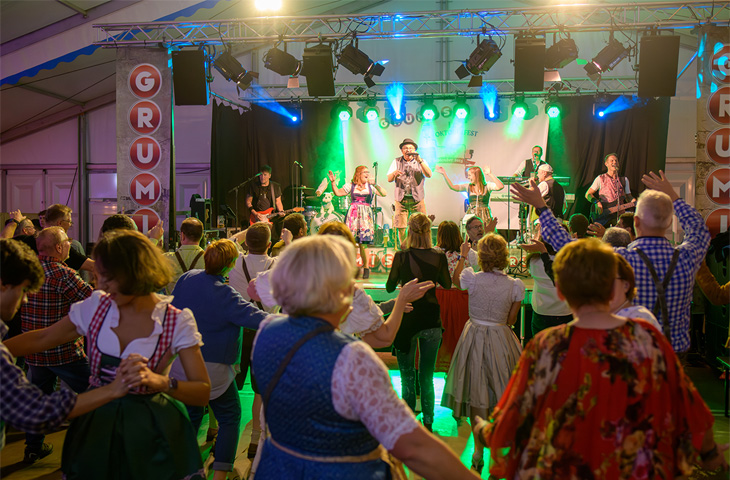 Des collègues du monde entier réunis à l’occasion de la quatrième Oktoberfest